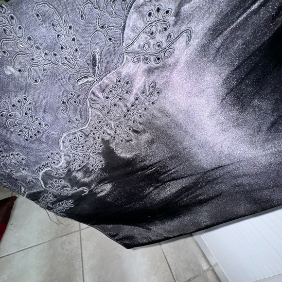 Caché , set black jacket with pants size 4 Satin material with lace - Picture 3 of 8